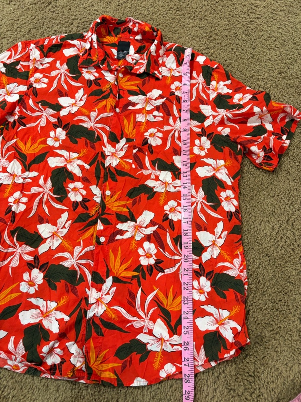 H&M Red Floral Short-Sleeve Button-Down Shirt Size L - Picture 6 of 9